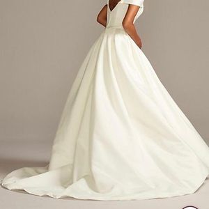 Wedding Dress veil and belt